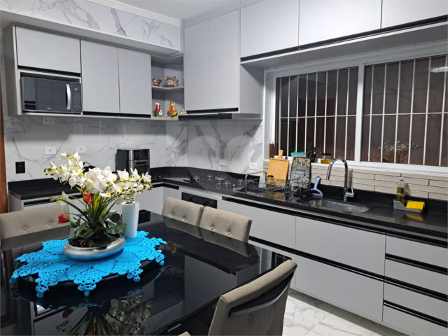 Sobrado à venda com 2 quartos em Jaraguá, São Paulo, SP