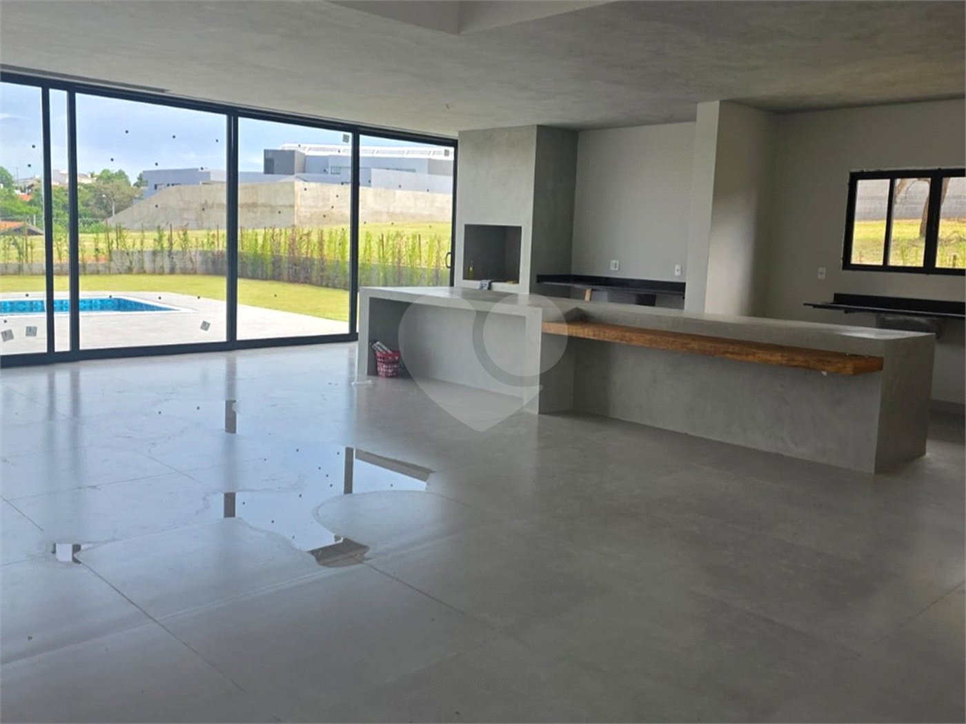 Casa à venda com 3 suítes no condomínio Village Ipanema 2, Araçoiaba da Serra - SP