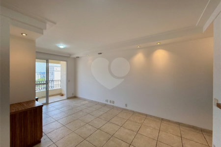 Apartamento à venda com 2 quartos, sendo 1 suíte, em Jardim Marajoara, São Paulo, SP