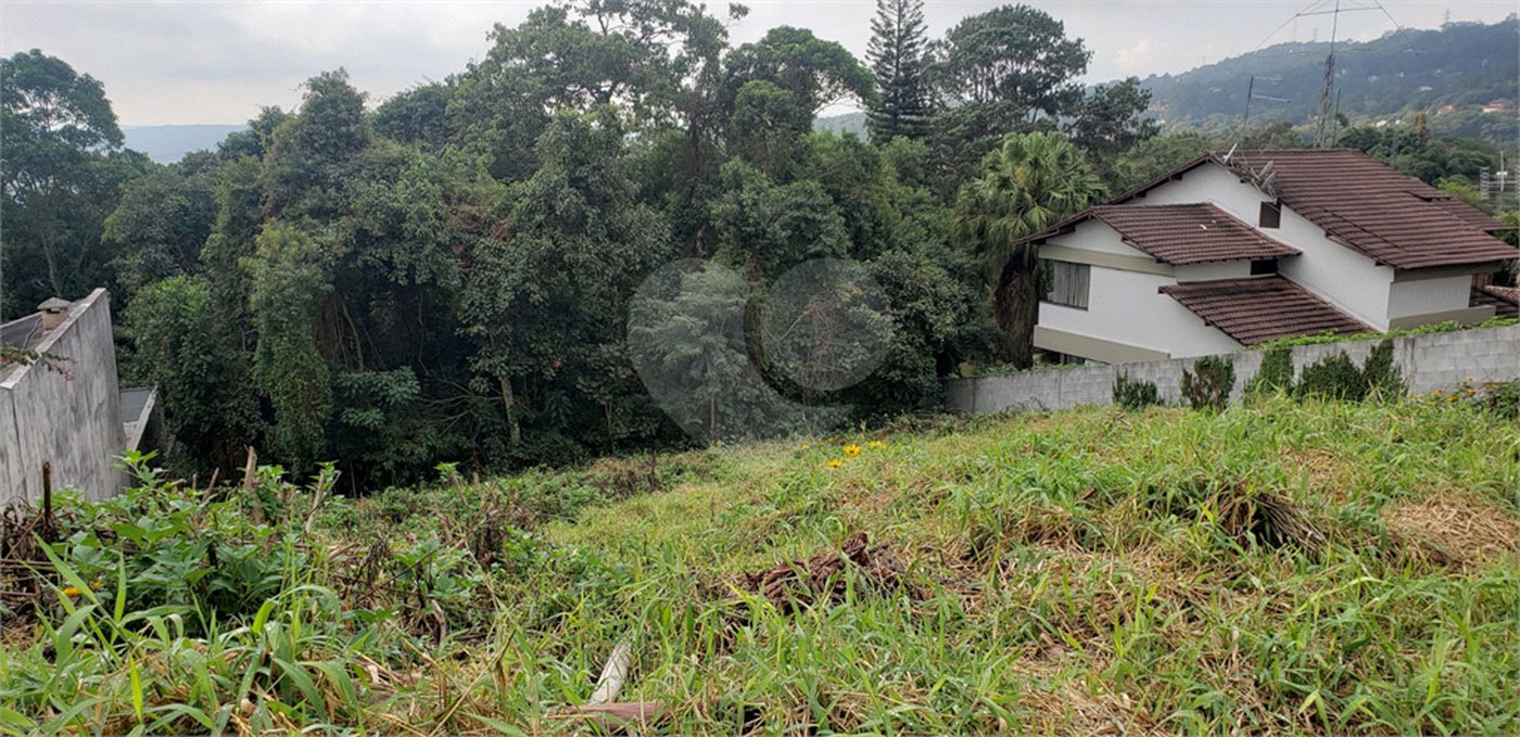 Terreno à venda no condomínio Alpes da Cantareira, Mairiporã - SP