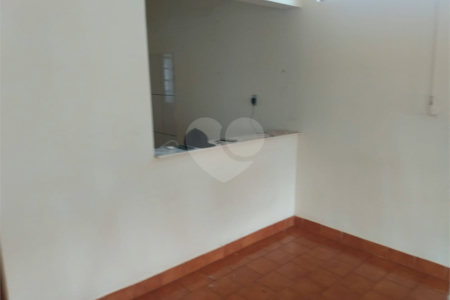 Casa à venda com 3 quartos em Vila Apolo, Itapetininga, SP
