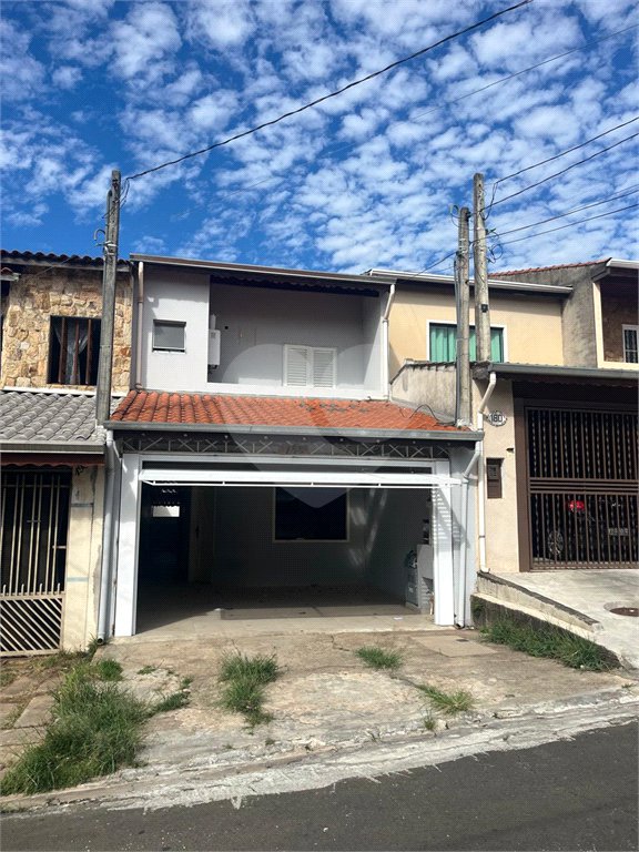 Casa de Vila à venda com 4 quartos, sendo 1 suíte, em Jardim Gramados de Sorocaba, Sorocaba, SP