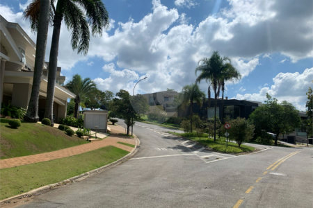 Casa à venda ou para alugar com 4 suítes no condomínio Residencial Gênesis 1, Santana de Parnaíba - SP