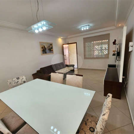 Casa à venda com 3 suítes em Vila Carrão, São Paulo, SP