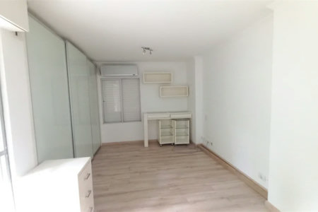 Apartamento à venda com 3 quartos, sendo 1 suíte, em Vila Andrade, São Paulo, SP
