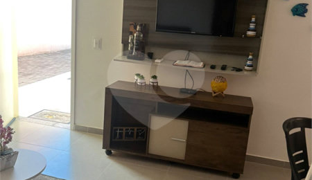 Apartamento à venda com 2 quartos em Boraceia, Bertioga, SP