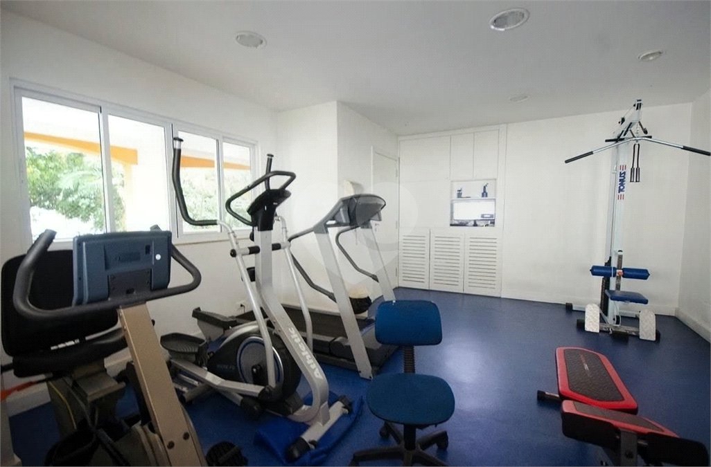 Apartamento à venda com 4 quartos, sendo 1 suíte, em Lagoa, Rio de Janeiro, RJ