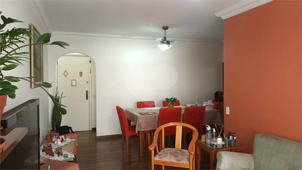 Apartamento à venda com 3 quartos, sendo 1 suíte, em Vila Mariana, São Paulo, SP