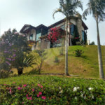 Casa à venda com 5 quartos, sendo 1 suíte, no condomínio Canada Village, Mairiporã - SP