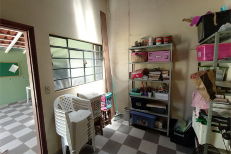 Casa à venda com 3 quartos, sendo 1 suíte, em Jardim Vieira de Moraes, Itapetininga, SP