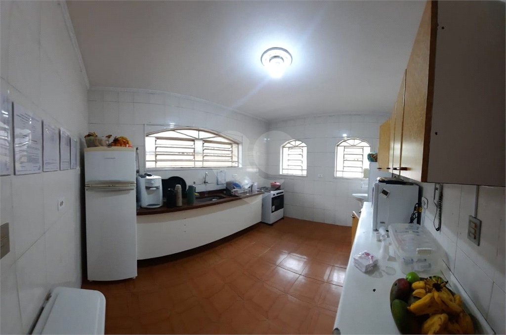 Sobrado à venda com 10 quartos, sendo 3 suítes, em Tremembé, São Paulo, SP