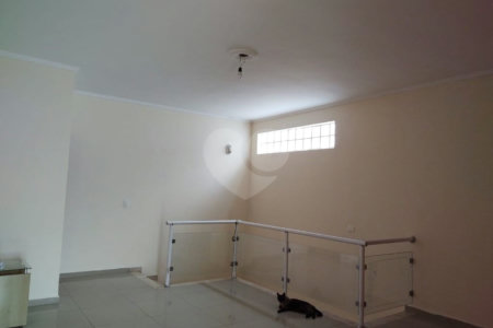 Casa à venda com 4 quartos, sendo 1 suíte, no condomínio Portobello, Sorocaba - SP