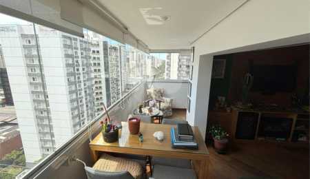 Apartamento à venda com 3 suítes em Indianópolis, São Paulo, SP