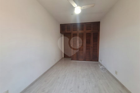 Apartamento à venda com 3 quartos, sendo 1 suíte, em Tijuca, Rio de Janeiro, RJ