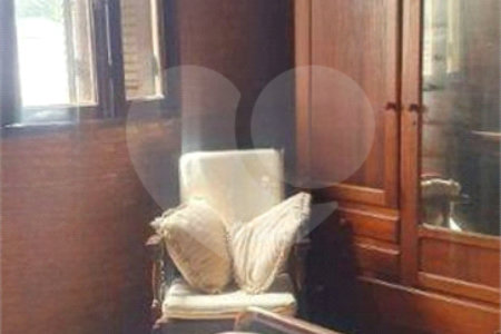 Casa à venda com 3 quartos, sendo 1 suíte, no condomínio Terras de São Francisco, Vinhedo - SP