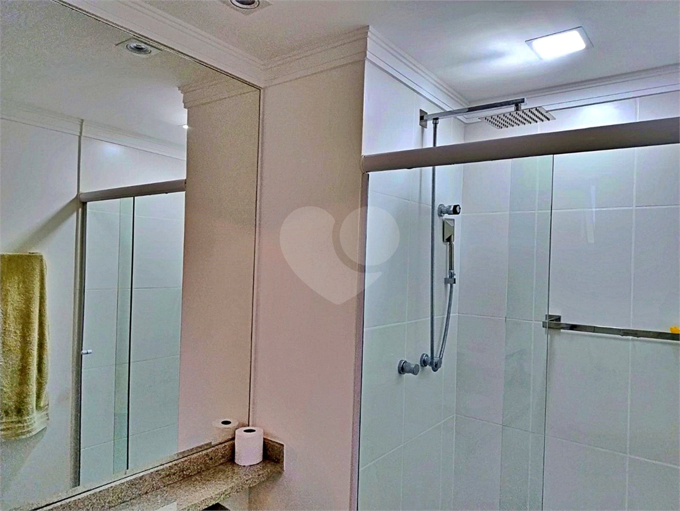 Apartamento à venda com 3 quartos, sendo 2 suítes, em Vila Andrade, São Paulo, SP