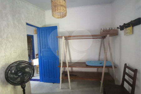 Chácara à venda com 3 quartos, sendo 1 suíte, no Centro, Santa Cruz Cabrália, BA