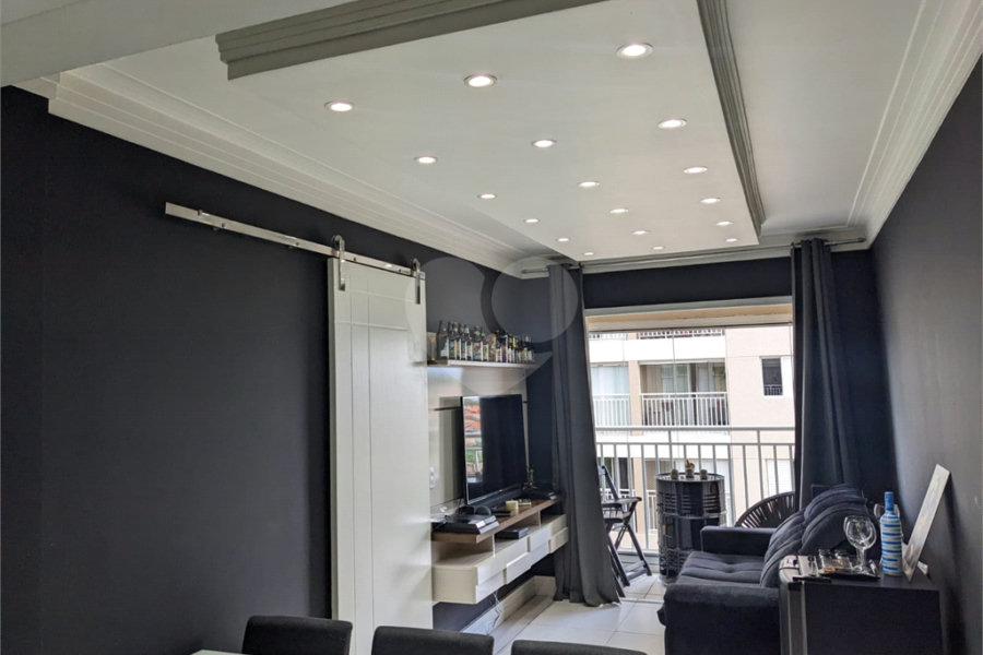 Apartamento à venda com 2 quartos, sendo 1 suíte,  em Jardim Rosa de Franca, Guarulhos, SP