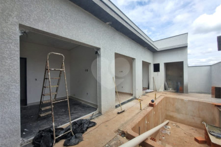 Casa à venda com 3 quartos, sendo 1 suíte, no condomínio Reserva Ipanema I, Sorocaba - SP