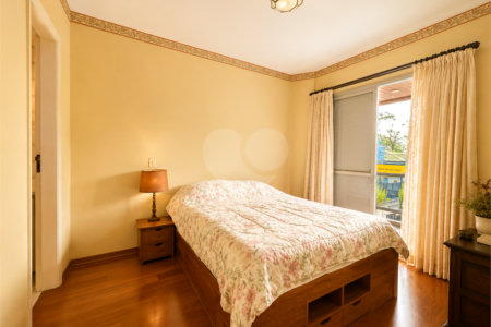 Apartamento à venda com 3 quartos, sendo 1 suíte, em Jardim Marajoara, São Paulo, SP
