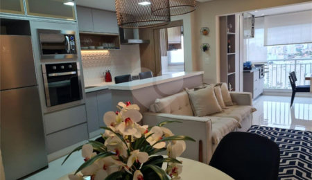Apartamento à venda com 3 quartos, sendo 1 suíte, em Vila Anastácio, São Paulo, SP