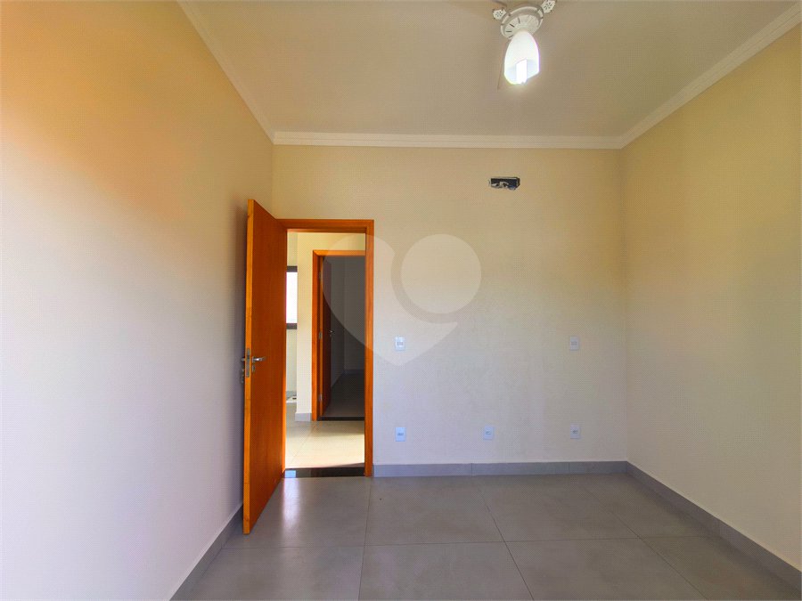 Casa à venda com 3 quartos, sendo 1 suíte, no condomínio Terras de São Francisco, Sorocaba - SP
