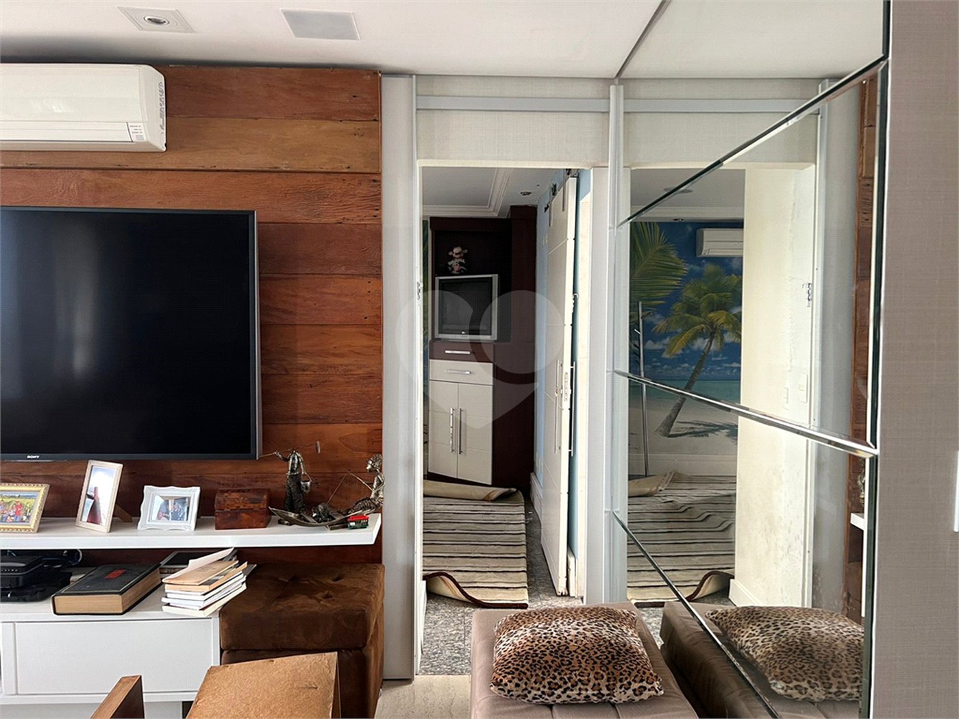 Cobertura à venda com 4 quartos, sendo 3 suítes, em Santana, São Paulo, SP
