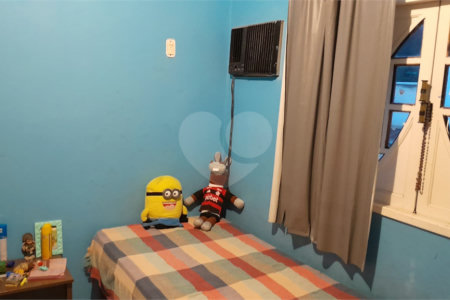 Casa à venda com 3 quartos em Campo Grande, Rio de Janeiro, RJ