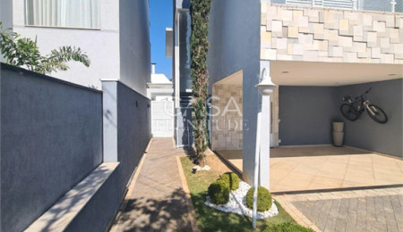 Casa em condomínio à venda com 3 quartos, sendo 1 suíte,  em Wanel Ville, Sorocaba, SP