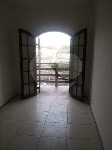 Sobrado à venda com 3 quartos, sendo 2 suítes, em Jardim Monte Kemel, São Paulo, SP