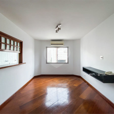Apartamento à venda com 2 suítes em Indianópolis, São Paulo, SP