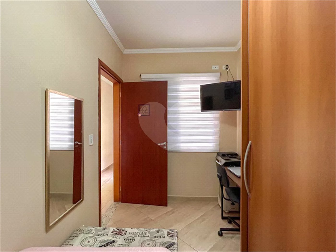 Sobrado à venda com 3 quartos, sendo 1 suíte, em Vila Mangalot, São Paulo, SP