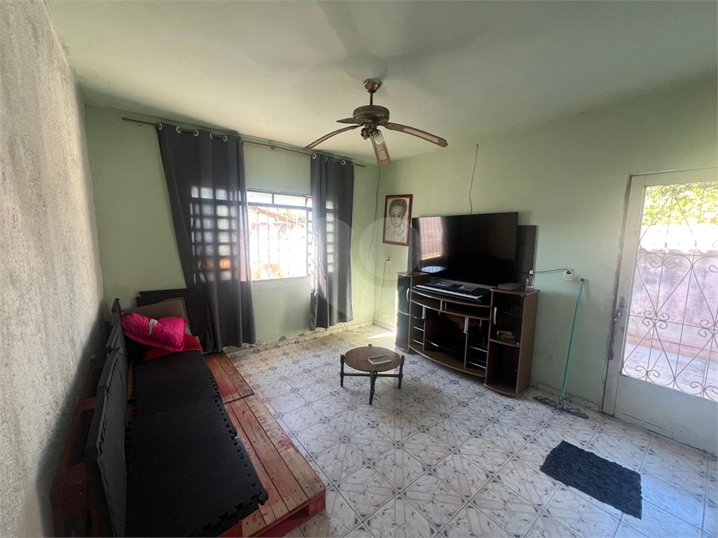 Casa à venda com 2 quartos em Jardim Leonel, Itapetininga, SP