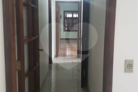 Sobrado à venda ou para alugar com 4 quartos, sendo 2 suítes, em Vila Congonhas, São Paulo, SP