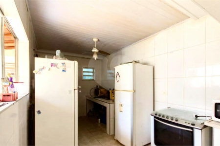 Sobrado à venda com 5 quartos, sendo 1 suíte, em Vila Monumento, São Paulo, SP