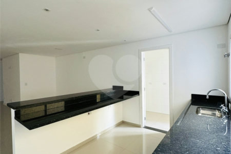 Apartamento à venda com 3 suítes em Baeta Neves, São Bernardo do Campo, SP