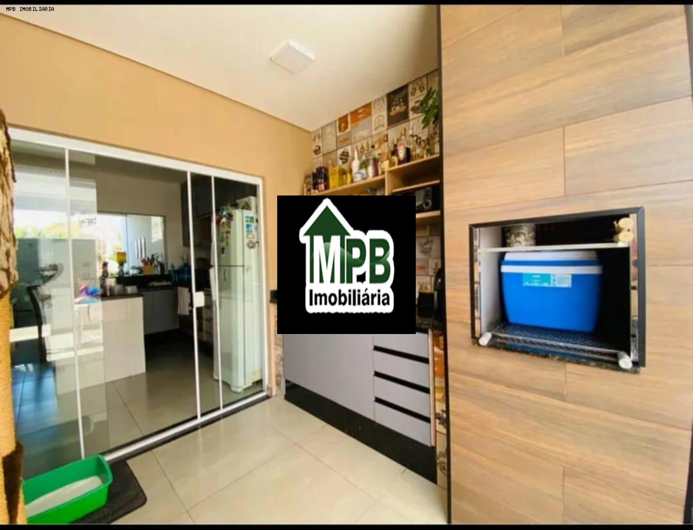 Casa à venda com 3 quartos, sendo 1 suíte, no condomínio Horto 3, Sorocaba - SP