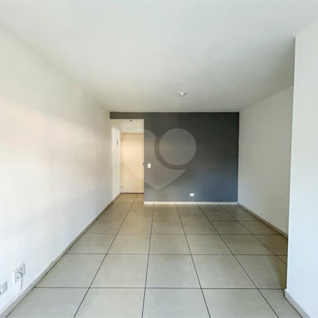 Apartamento à venda com 3 quartos, sendo 1 suíte,  em Planalto Paulista, São Paulo, SP