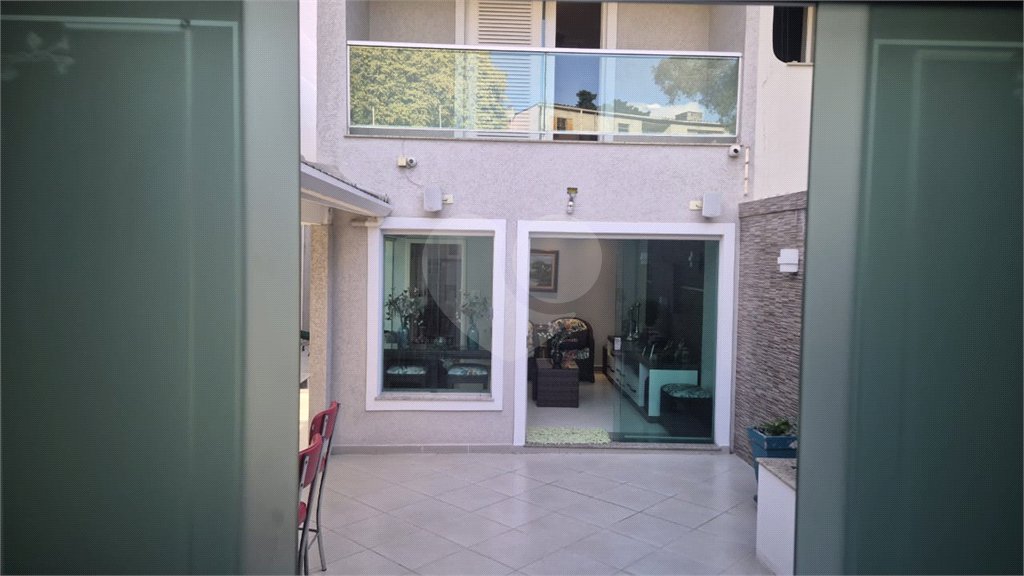 Sobrado à venda com 3 quartos, sendo 1 suíte, em Tremembé, São Paulo, SP