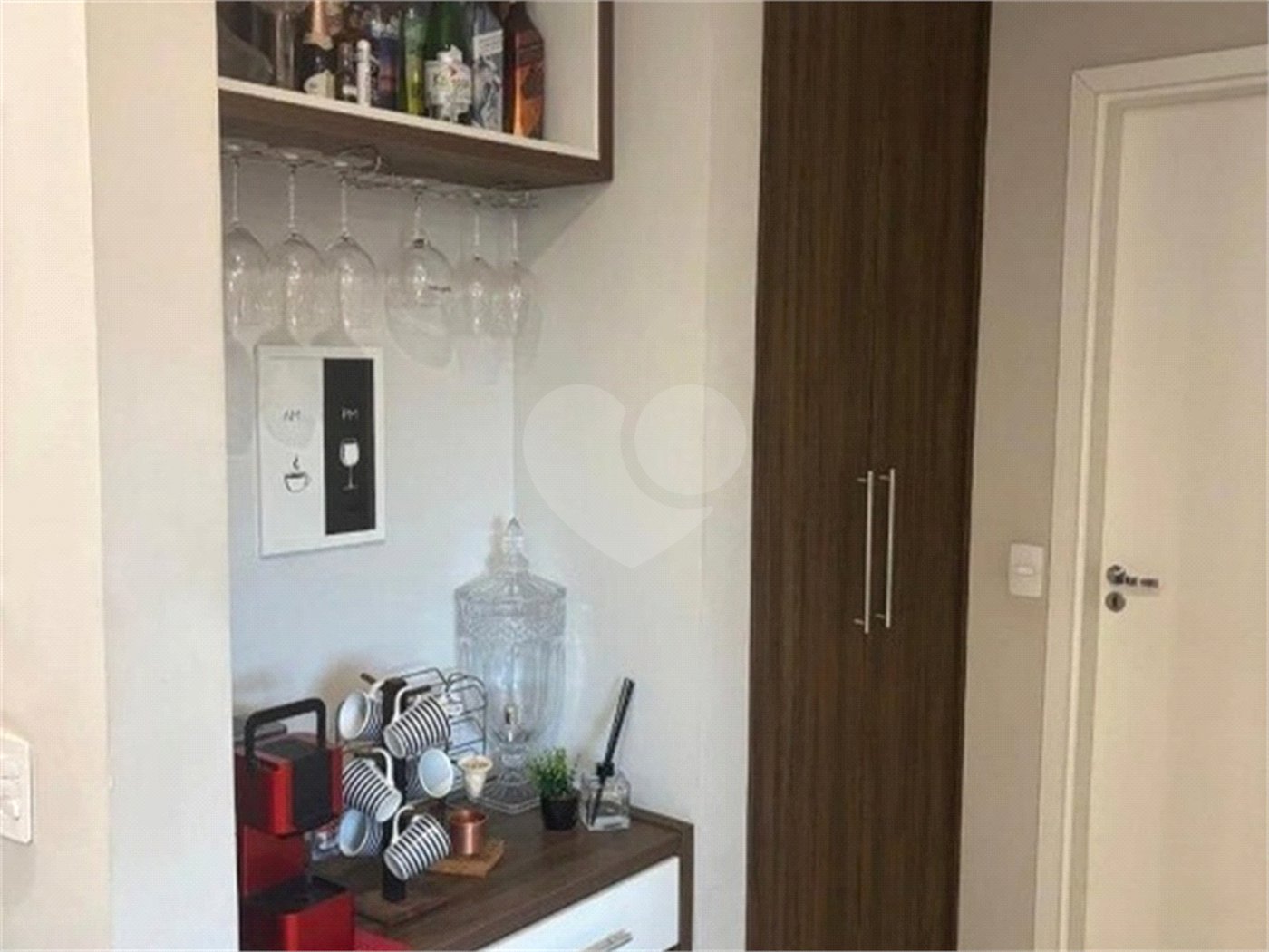 Apartamento à venda com 2 quartos, sendo 1 suíte, no Centro, Sorocaba, SP