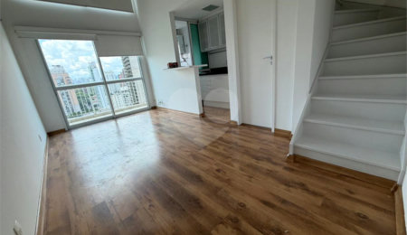 Duplex à venda ou para alugar com 1 suíte em Vila Nova Conceição, São Paulo, SP