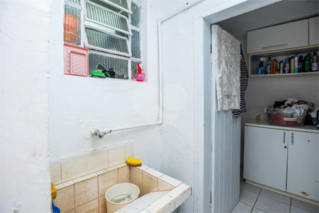 Casa à venda com 2 quartos, sendo 1 suíte, em Jardim Paulistano, São Paulo, SP