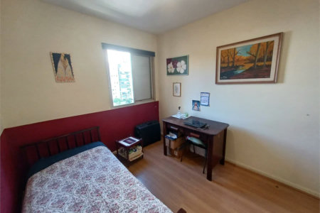 Apartamento à venda com 3 quartos, sendo 1 suíte, em Jardim das Acácias, São Paulo, SP