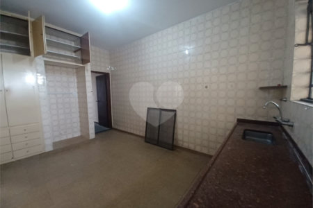 Sobrado à venda com 4 quartos em Vila Maria Alta, São Paulo, SP