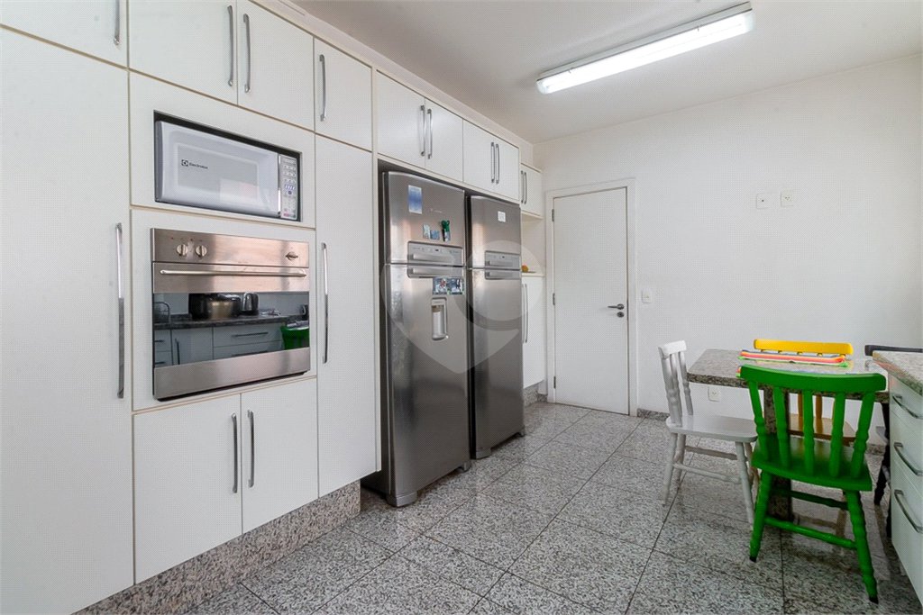 Apartamento à venda ou para alugar com 3 suítes em Santa Cecília, São Paulo, SP