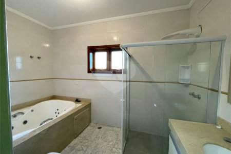 Casa para alugar com 3 suítes no condomínio Bosque de Grevilea, Vinhedo - SP