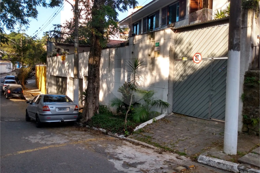 Casa à venda com 6 quartos, sendo 2 suítes, em Tremembé, São Paulo, SP