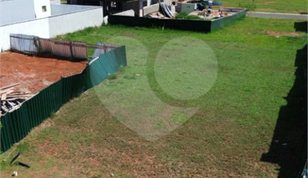 Terreno à venda no condomínio Villa Sapezal, Indaiatuba - SP