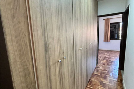 Sobrado à venda com 4 quartos, sendo 2 suítes, em Jaguaré, São Paulo, SP