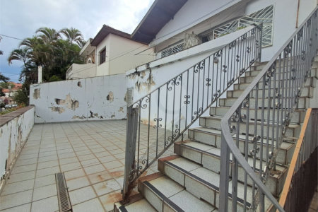 Sobrado à venda com 3 quartos, sendo 1 suíte, em Vila Romana, São Paulo, SP